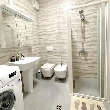 Skyline Sunset & Towers View - Modern 1br Apartament Tirana