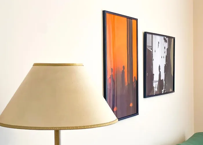 Skyline Sunset & Towers View - Modern 1br Apartament *