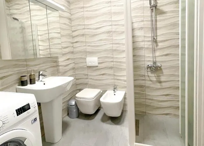 Skyline Sunset & Towers View - Modern 1br Apartament Tirana